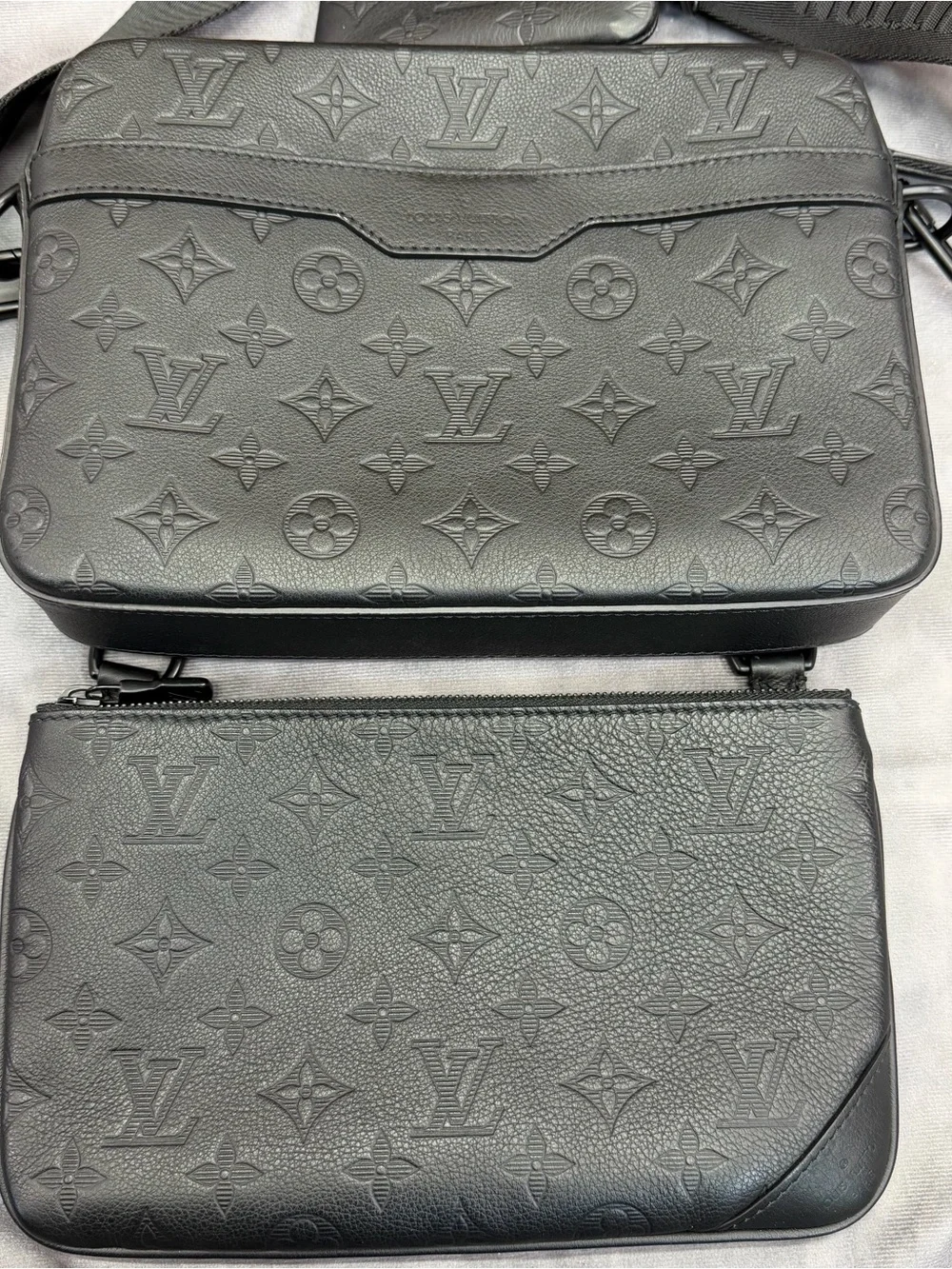 Louis Vuitton Trio Messenger Monogram Shadow Leather EXCELLENT CONDITION